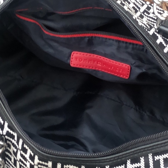 Tommy Hilfiger Handbag Purse with leather trim and base! Very Classy! - Picture 7 of 10